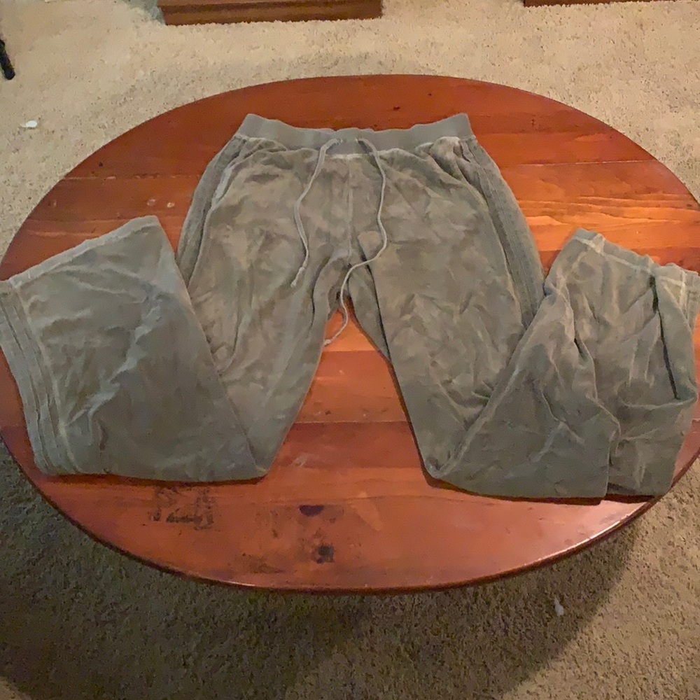 Like New - Juicy Couture - Size Large